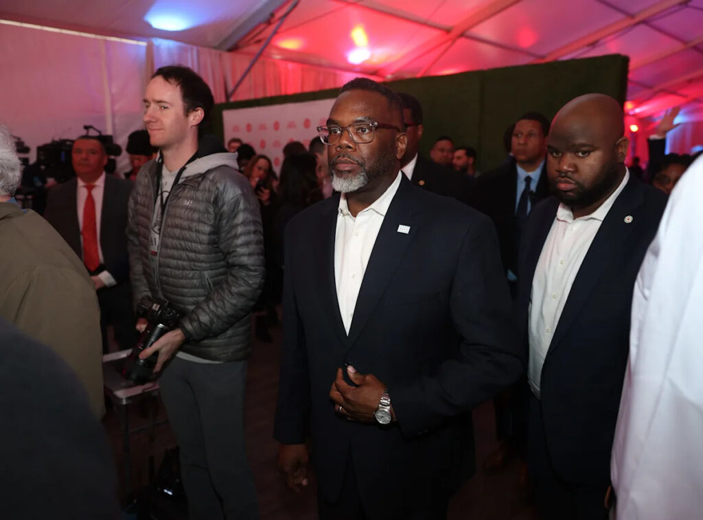‘Not surprising’: Chicago mayor reacts to Bears’ new Indiana stadium announcement