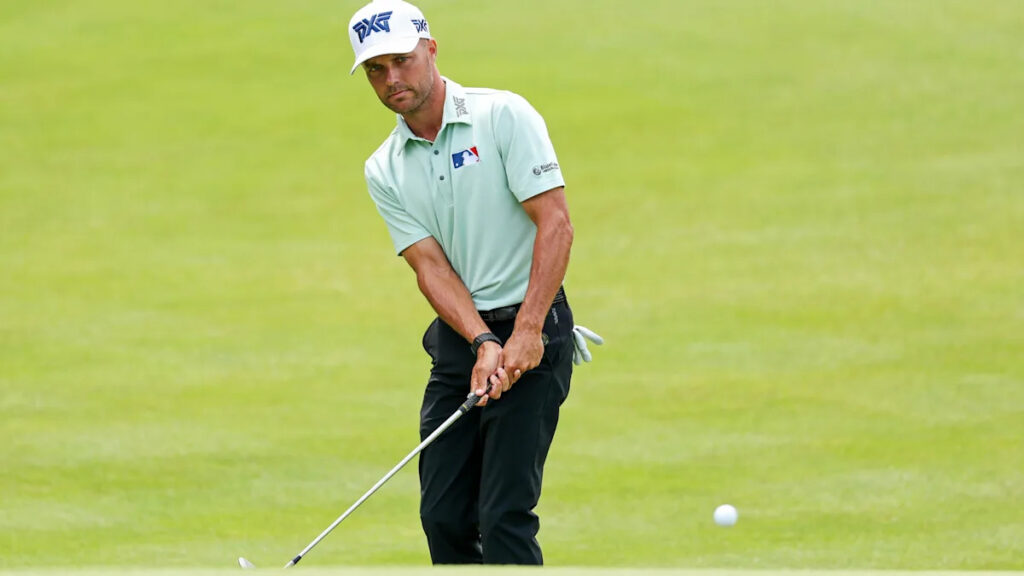 Cole dominates back nine at Travelers, sets pace with 7-under 63