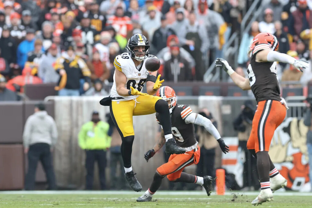 One random Steelers play: A high-stakes RPO