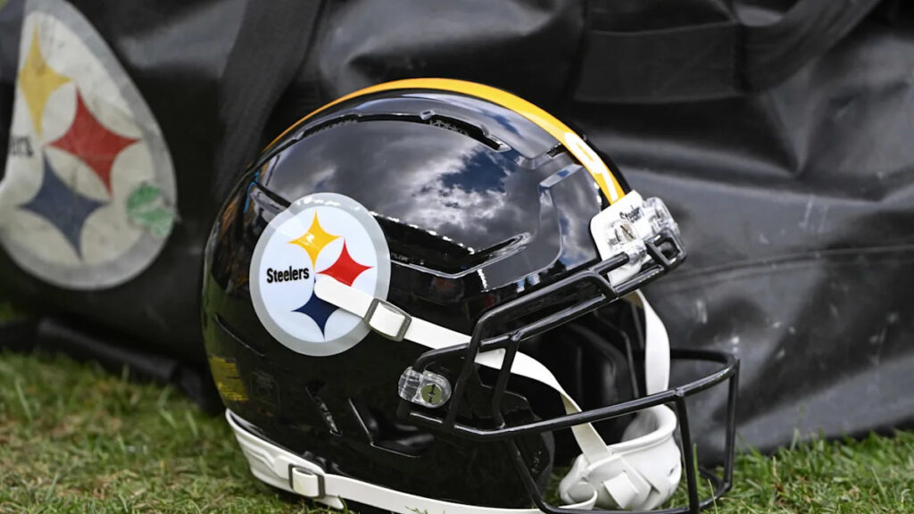 Steelers sign DB Ahmari Harvey, cut DE K.J. Henry