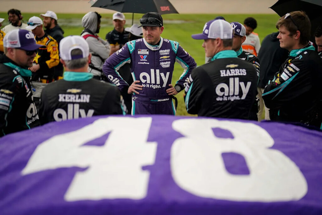 Battling vertigo, NASCAR driver Alex Bowman says ‘I’m as close to 100% as I’m going to get’