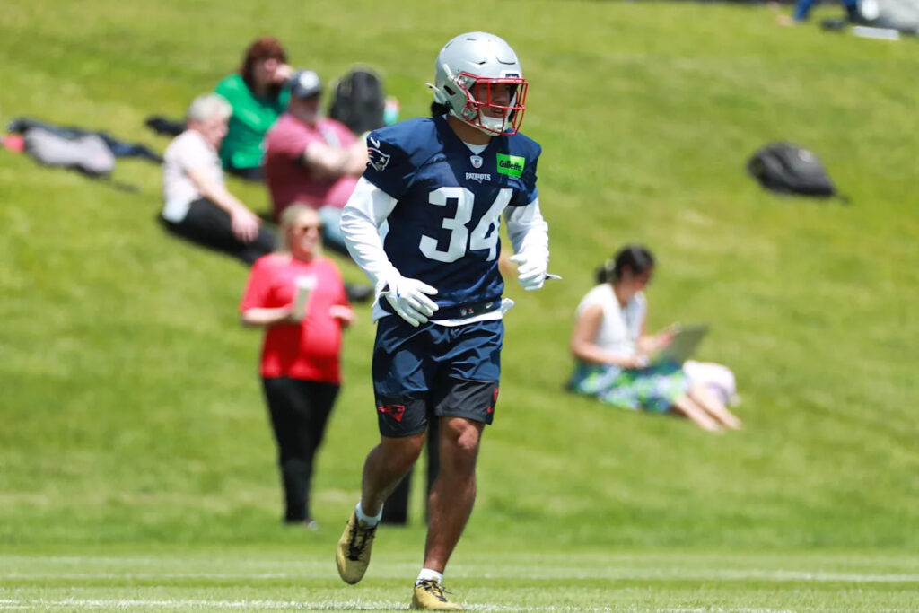 Patriots consider ex-tryout player for special teams ‘quarterback’ role Patriots consider ex-tryout player for special teams ‘quarterback’ role