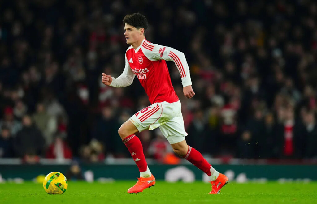 Report: Crystal Palace Eye Smart Move for Experienced Arsenal Midfielder