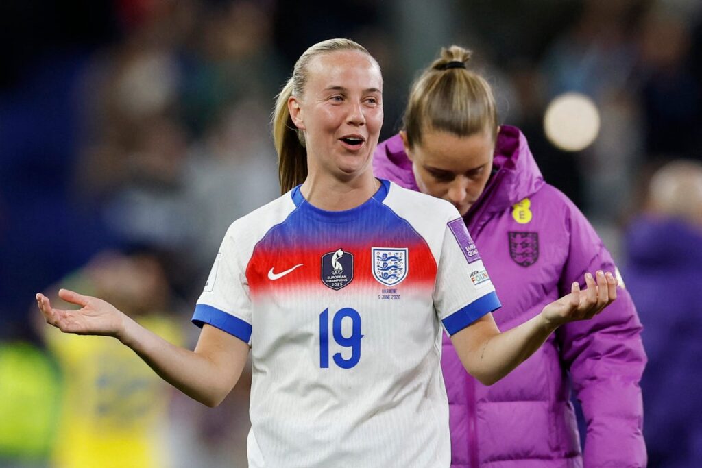 Lionesses star Beth Mead completes move to Man City from WSL rivals Arsenal Lionesses star Beth Mead completes move to Man City from WSL rivals Arsenal