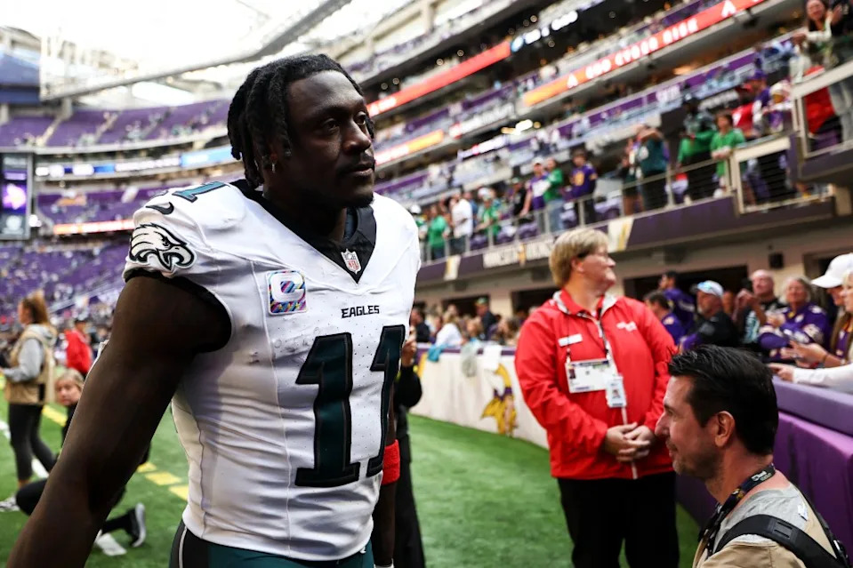 A.J. Brown #11 of the Philadelphia Eagles walks off the field after an NFL football game against the <a class="link " href="https://sports.yahoo.com/nfl/teams/minnesota/" data-i13n="sec:content-canvas;subsec:anchor_text;elm:context_link" data-ylk="slk:Minnesota Vikings;sec:content-canvas;subsec:anchor_text;elm:context_link;itc:0" data-yga="{"yLinkElement":"context_link","yModuleName":"content-canvas","yLinkText":"Minnesota Vikings","ySubModuleName":"anchor_text","yHasCommerce":false}">Minnesota Vikings</a> at U.S. Bank Stadium. Getty Images
