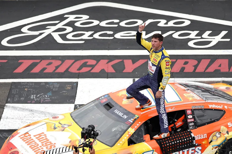 Denny Hamlin, Joe Gibbs Racing