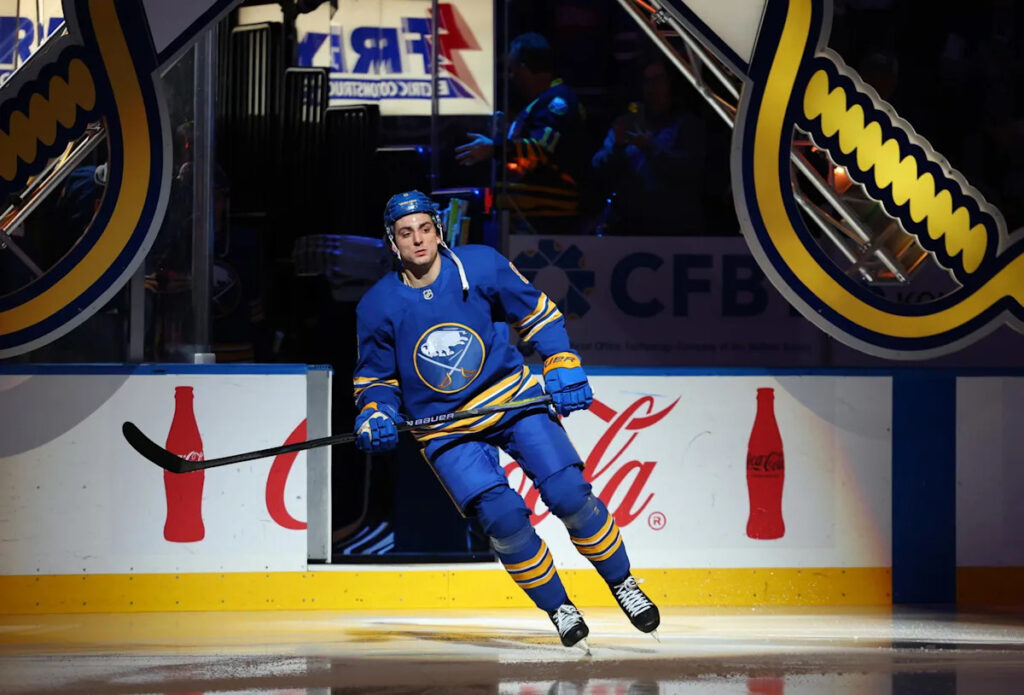 Canadiens Should Swing Trade For Big Sabres Defenseman