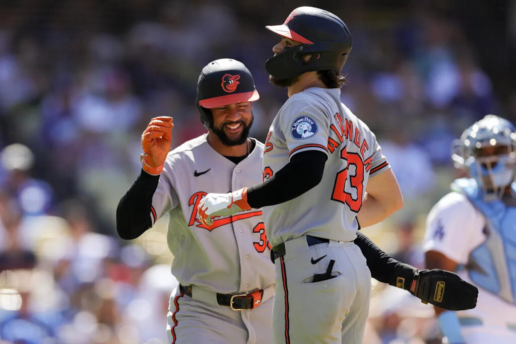 Orioles news: Wins in Los Angeles, Kremer starts rehab