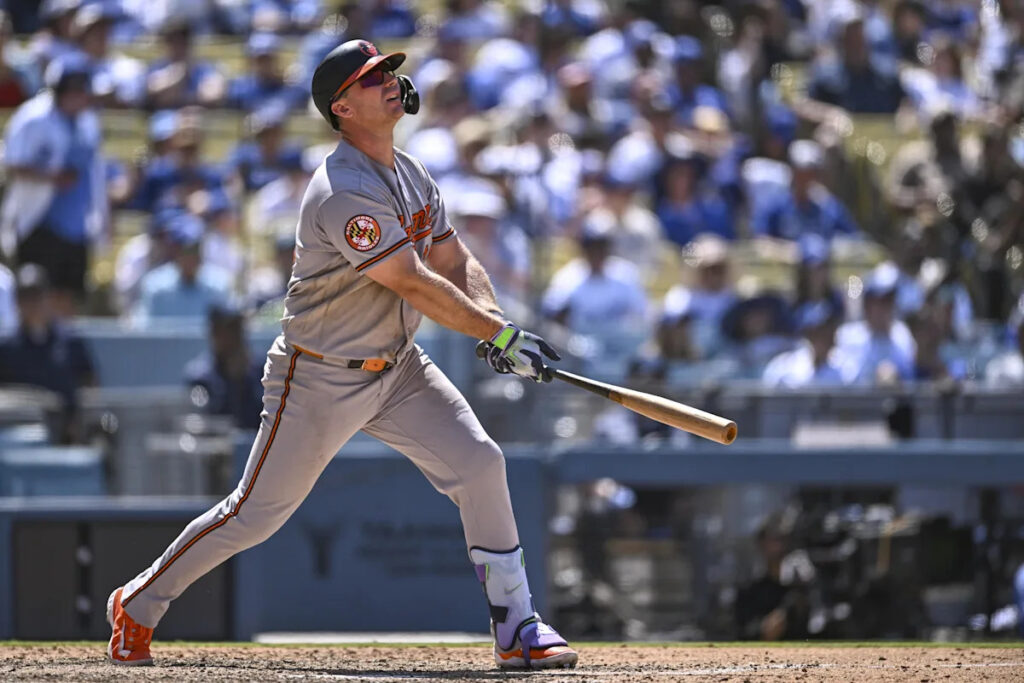 Orioles take series with dominant 12-1 win over Dodgers