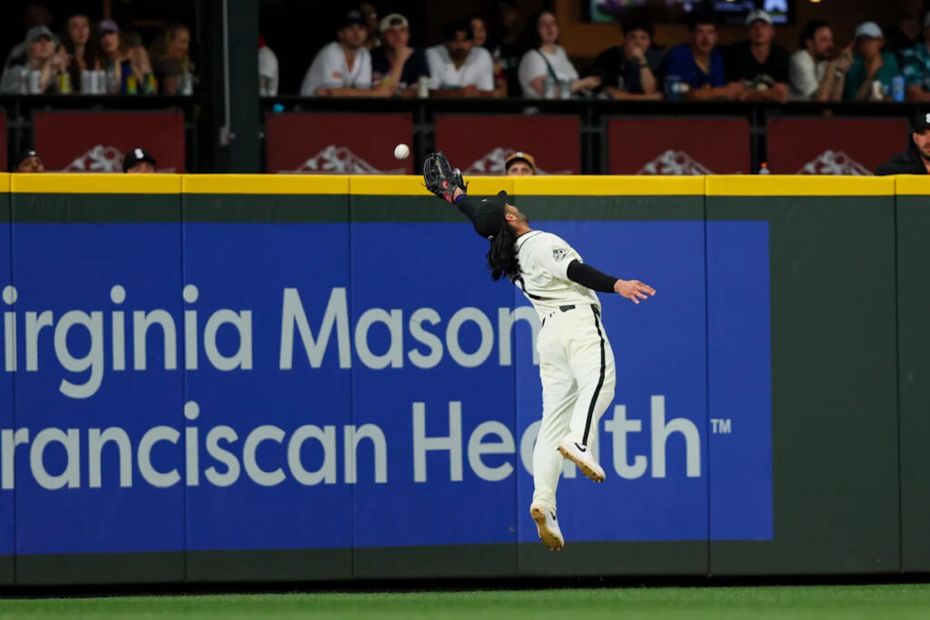 Mariners lose to Red Sox, 6-2: Mariners bats vanquished once again by lefty starter Mariners lose to Red Sox, 6-2: Mariners bats vanquished once again by lefty starter