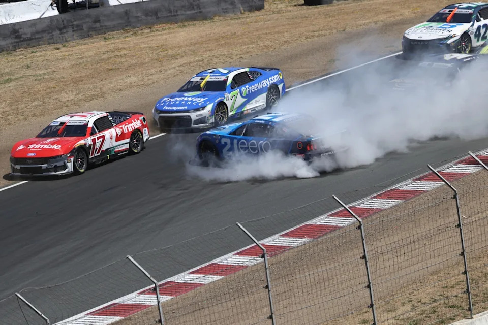 Josh Berry, Wood Brothers Racing, Chris Buescher, RFK Racing, Daniel Suárez, Spire Motorsports