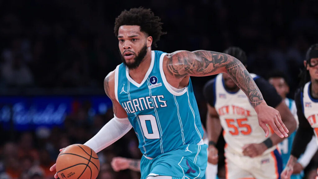 Charlotte reportedly trades Miles Bridges, picks to Phoenix Suns for Grayson Allen, Royce O’Neale pick
