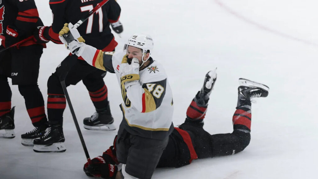 Hertl’s goal lifts Golden Knights past Hurricanes 5-4 to open Stanley Cup Final
