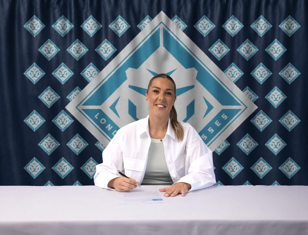 PSG keeper Earps to join London City Lionesses PSG keeper Earps to join London City Lionesses