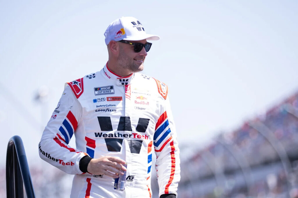 NASCAR Entry List San Diego: 39 Drivers for Cup Series Race at Naval Base Coronado NASCAR Entry List San Diego: 39 Drivers for Cup Series Race at Naval Base Coronado