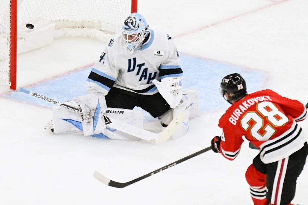 Blackhawks Move Andre Burakovsky To Senators For 2027 Draft Pick