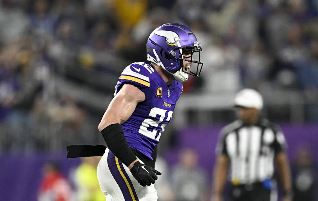 Minnesota Vikings News and Links: The Dog Days Of Summer Are Here Minnesota Vikings News and Links: The Dog Days Of Summer Are Here