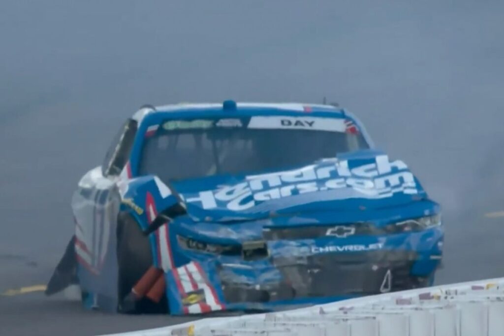 Corey Day and Jesse Love eliminated in clumsy Lap 1, Turn 1 NASCAR O’Reilly crash