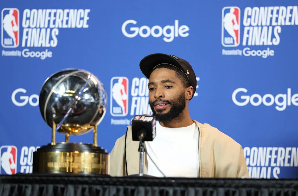 The Knicks’ Mikal Bridges trade was almost a disaster. Now it looks genius The Knicks’ Mikal Bridges trade was almost a disaster. Now it looks genius