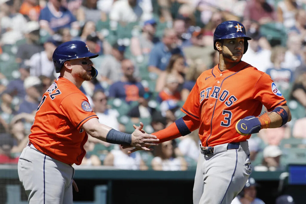 Pena, Paredes Lead Offensive Burst as Astros Tame Tigers 8-6