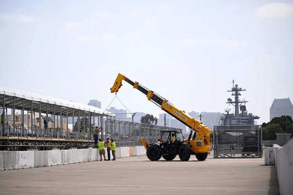 San Diego track construction