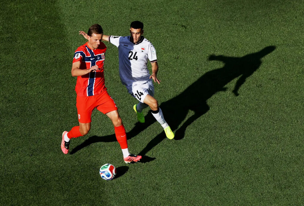 Manchester United Have Set Their Sights On This Fulham Midfielder: Should Carrick Move In For Him? Manchester United Have Set Their Sights On This Fulham Midfielder: Should Carrick Move In For Him?