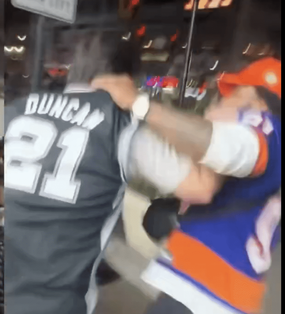 Knicks fans attacked Spurs fans in the streets after NBA Finals loss, and players are speaking out Knicks fans attacked Spurs fans in the streets after NBA Finals loss, and players are speaking out