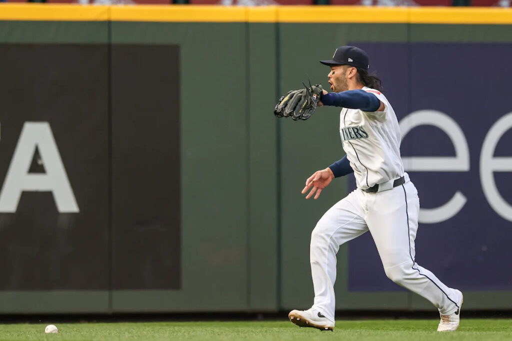 Mariners all wrong against another lefty, lose 5-1 to Sox