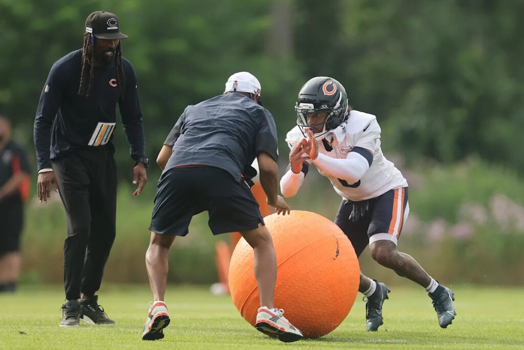 Who will lead the Chicago Bears in takeaways in 2026?