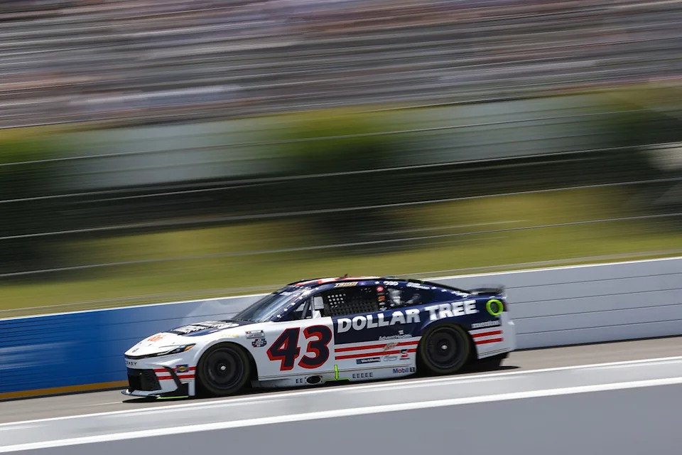 Erik Jones, Legacy Motor Club