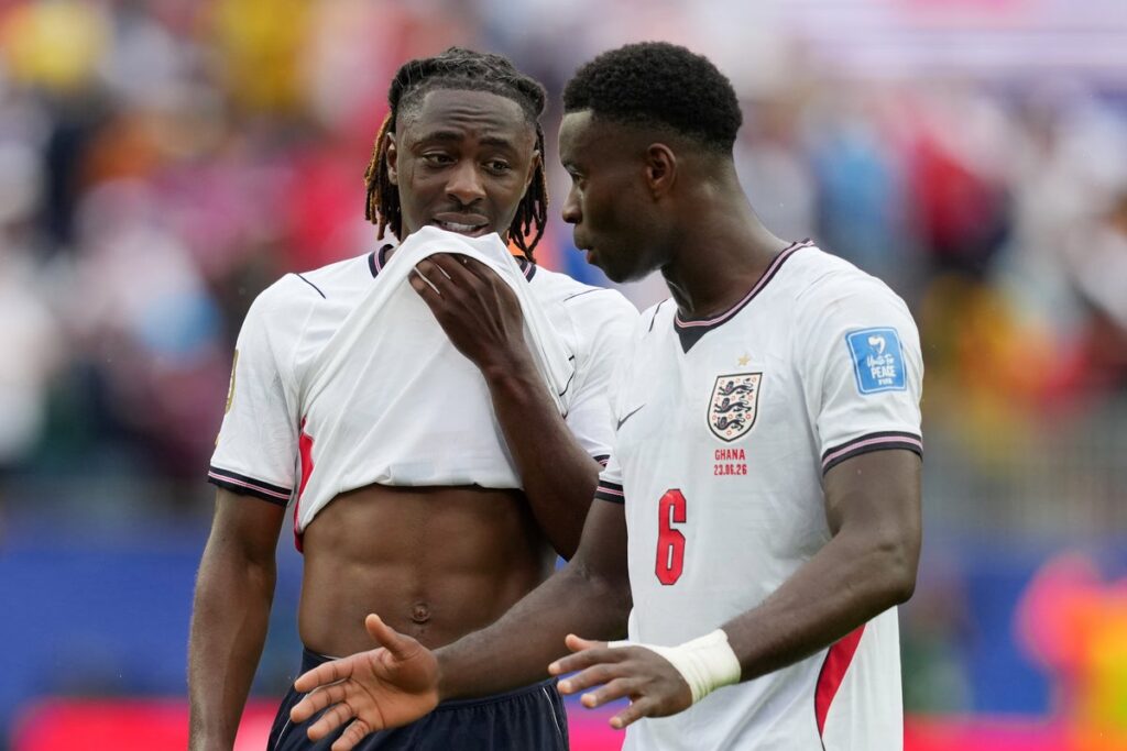 Eberechi Eze urges England teammates to ‘block out the noise’ after disappointing Ghana draw Eberechi Eze urges England teammates to ‘block out the noise’ after disappointing Ghana draw