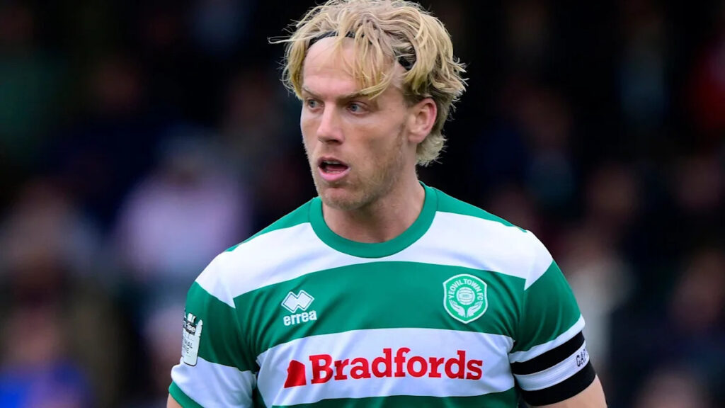 Torquay United bring in former Yeovil skipper Wannell