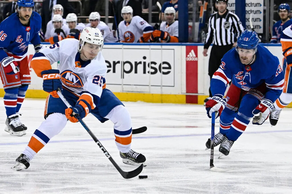 Former Islanders Defenseman Sebastian Aho Signs With Sweden’s Växjö Lakers