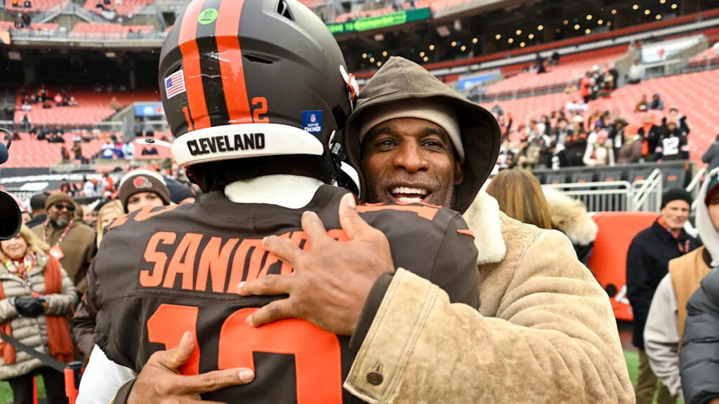 Deion Sanders on Shedeur: A quarterback needs help from his team to be successful Deion Sanders on Shedeur: A quarterback needs help from his team to be successful