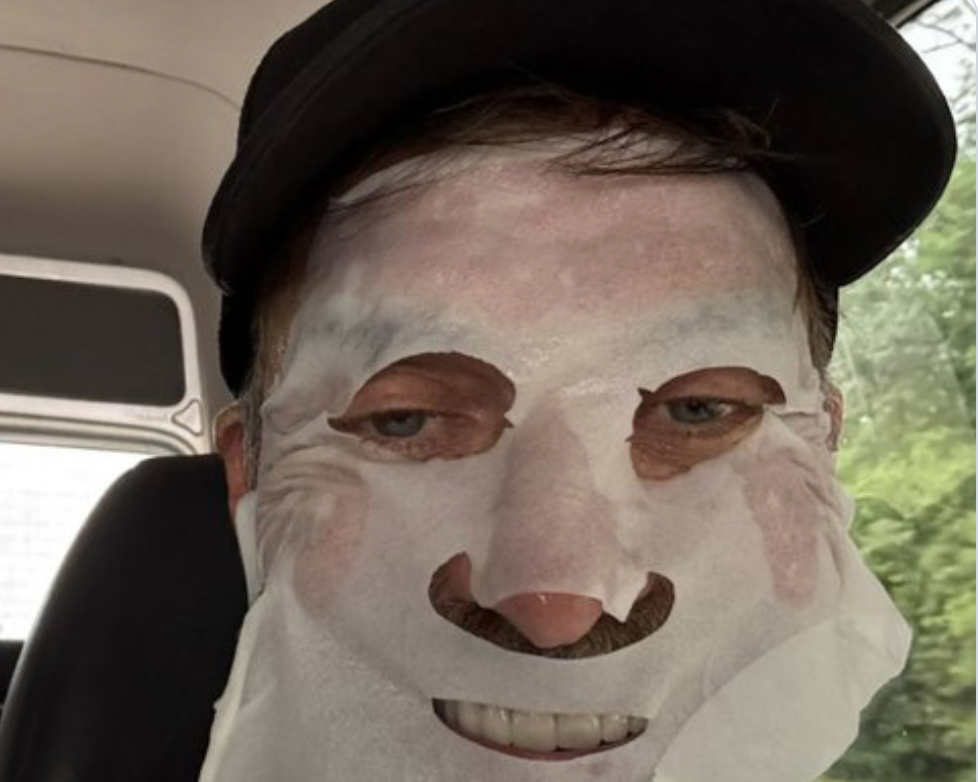 🥐☕️FC Breakfast: Klopp’s viral mask, Bielsa goes his own way! 🥐☕️FC Breakfast: Klopp’s viral mask, Bielsa goes his own way!