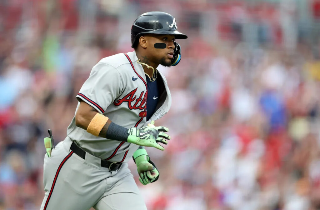 Ronald Acuña Jr. exits game with apparent leg ailment