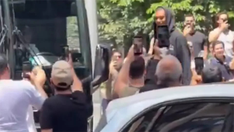 Victor Wembanyama gets booed by fans outside the team hotel ahead of Game 3 on June 7. Screengrab via X/@capstoreonline