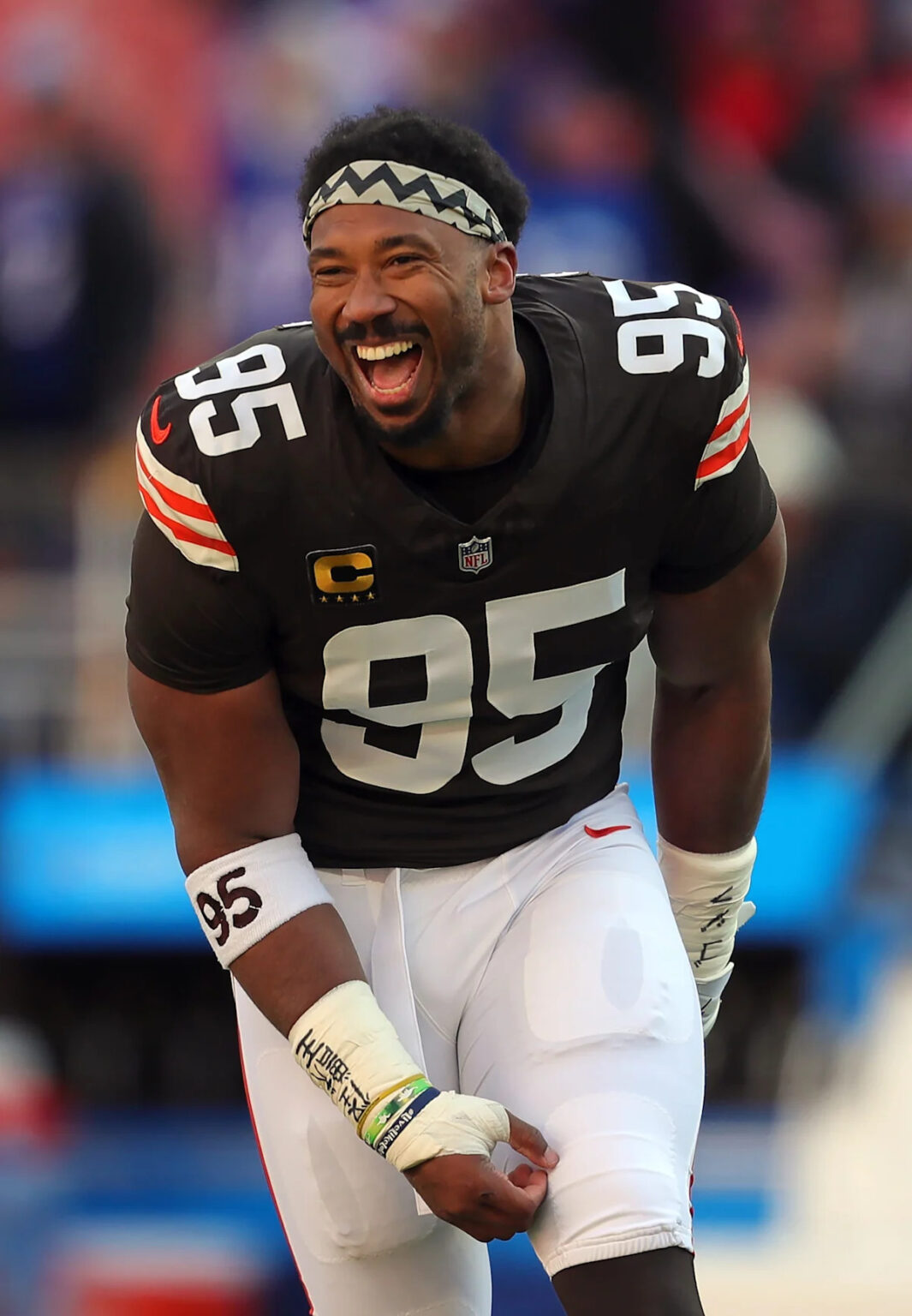 Trade Myles Garrett? The Cleveland Browns are nuts. And suckers | Opinion