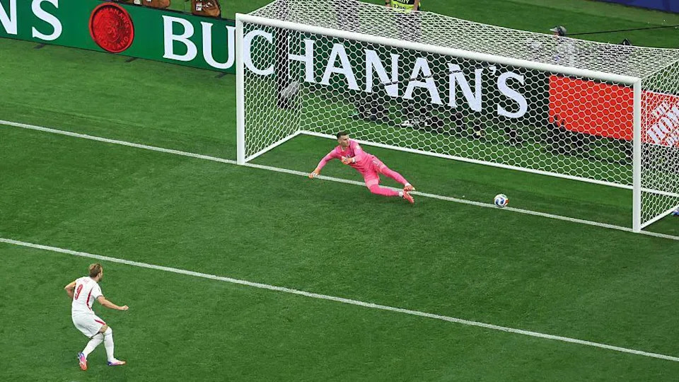 Harry Kane scores a penalty in the FIFA World Cup 2026 Group L match between England and Croatia