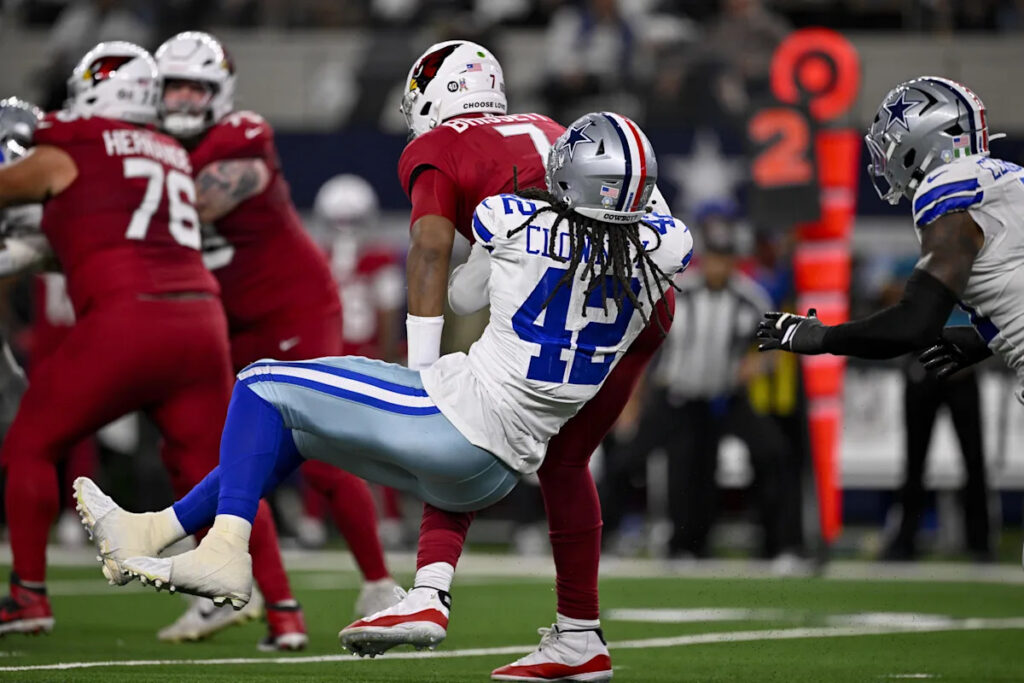 Top Free Agent Defensive Ends Still Available for the Chicago Bears