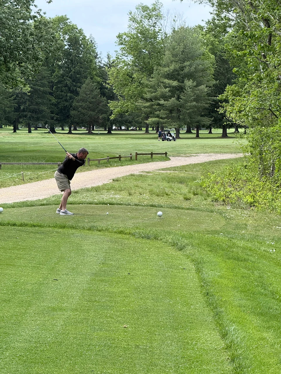 “Show up and swing.” That’s been the mantra at Cruz Golf Country Club since it opened to the public in 1981. The course is at 55 Birdsall Road, Farmingdale, New Jersey.
