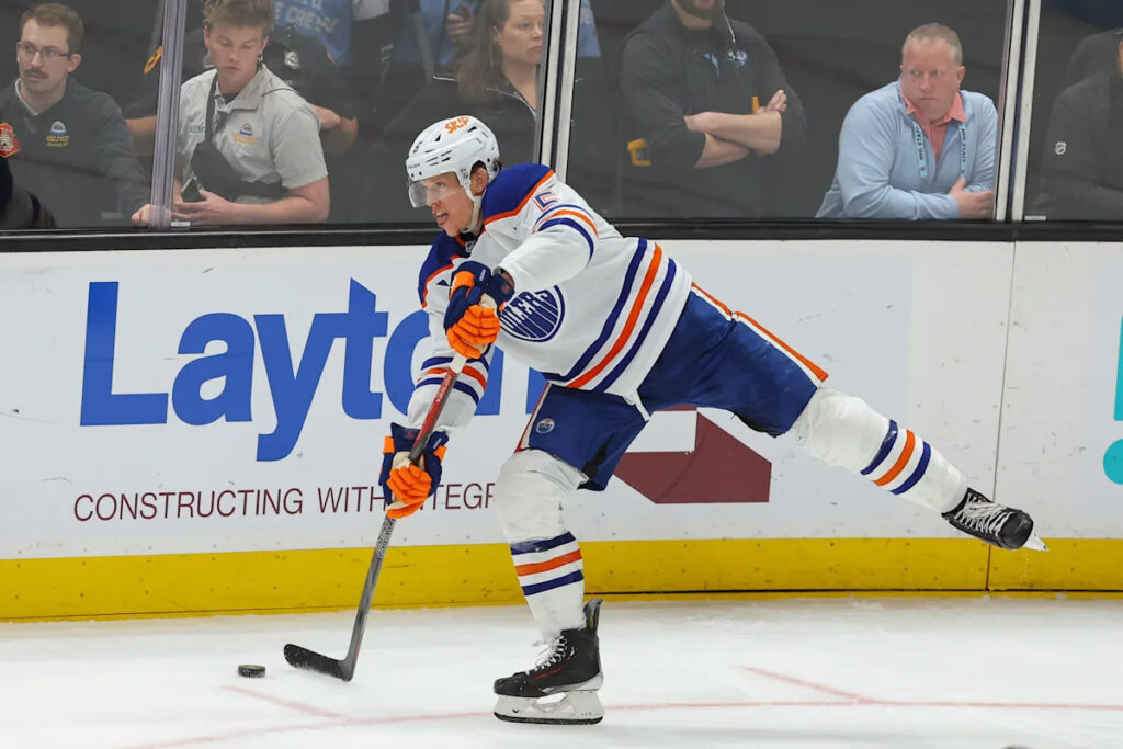 Oilers re-sign defenseman Connor Murphy to a 5-year, .5 million contract