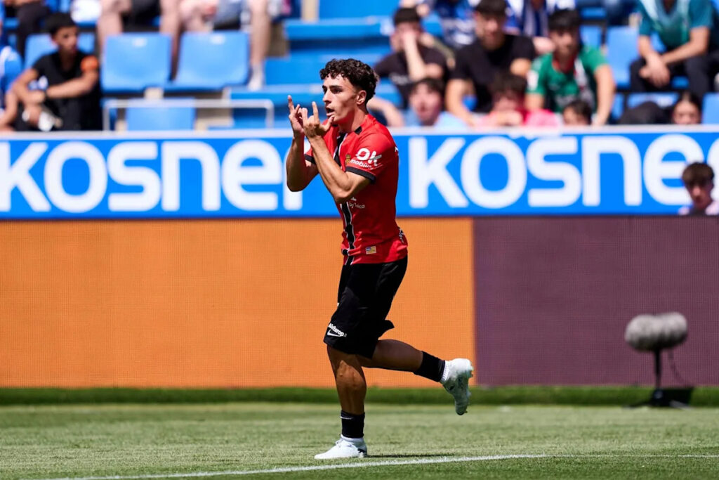 Why Barcelona potentially choosing Jan Virgili over Rashford is not as strange as it looks – Analysis Why Barcelona potentially choosing Jan Virgili over Rashford is not as strange as it looks – Analysis