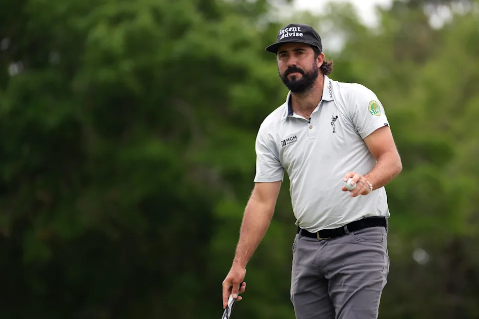 Mark Hubbard acknowledges the crowd on the first green during the third round of the 2026 Oneflight Myrtle Beach Classic at Dunes Golf & Beach Club.