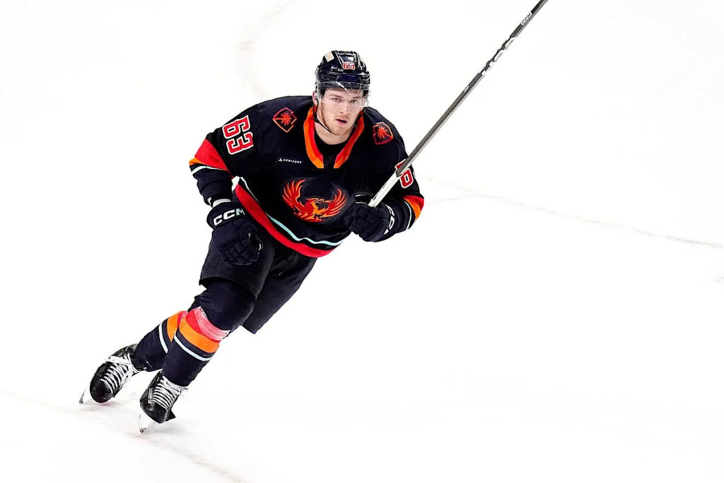 Seattle Kraken Extend Qualifying Offers To Four Players