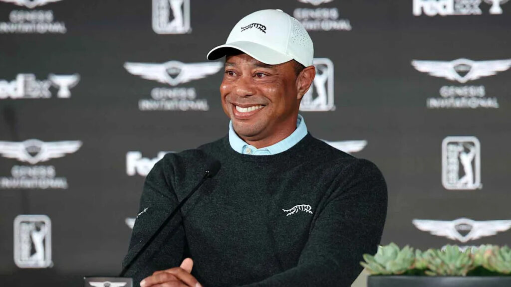 Tiger Woods makes first public appearance since DUI crash Tiger Woods makes first public appearance since DUI crash