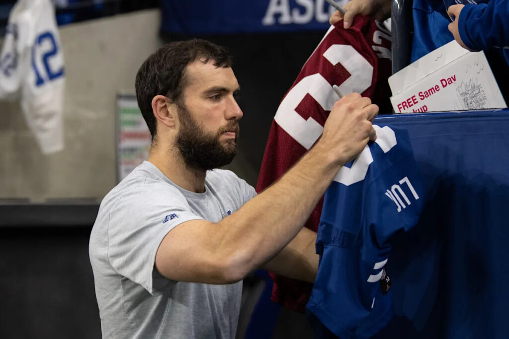 Colts what if: What if the Colts had traded Luck for picks?