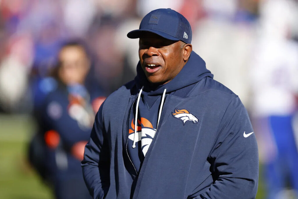 Continuity could fuel another dominant Broncos defense Continuity could fuel another dominant Broncos defense