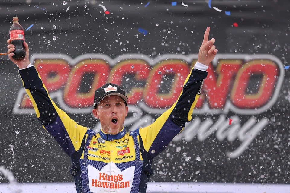Denny Hamlin, Joe Gibbs Racing
