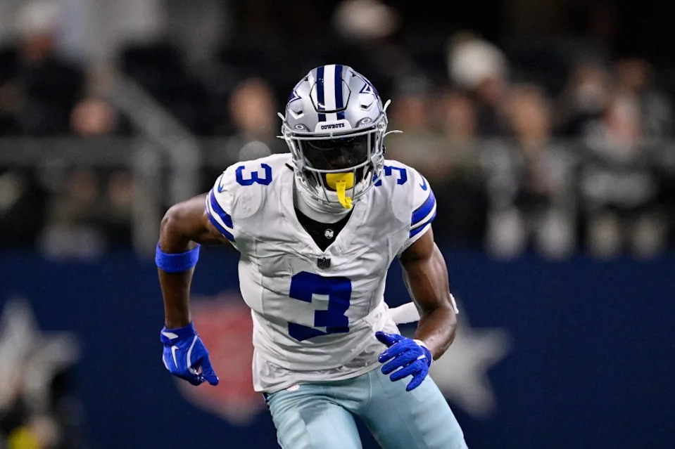 George Pickens in a game against the <a class="link " href="https://sports.yahoo.com/nfl/teams/minnesota/" data-i13n="sec:content-canvas;subsec:anchor_text;elm:context_link" data-ylk="slk:Minnesota Vikings;sec:content-canvas;subsec:anchor_text;elm:context_link;itc:0" data-yga="{"yLinkElement":"context_link","yModuleName":"content-canvas","yLinkText":"Minnesota Vikings","ySubModuleName":"anchor_text","yHasCommerce":false}">Minnesota Vikings</a>. AP Photo/Jerome Miron